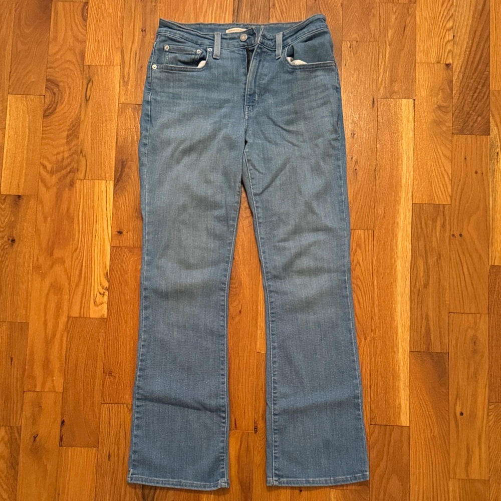 Levi's Women's Light Blue Boot Cut Jeans